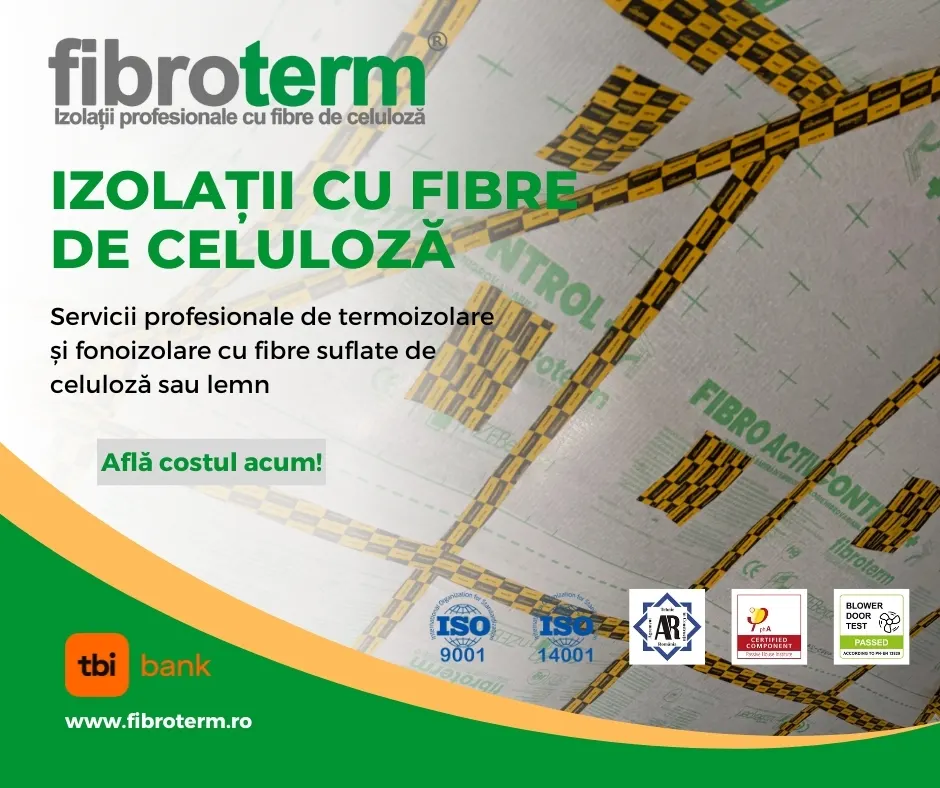 Banner Fibroterm «Izolații cu fibre de celuloză», pe fundalul unei membrane etanșate cu benzi, cu siglele certificărilor